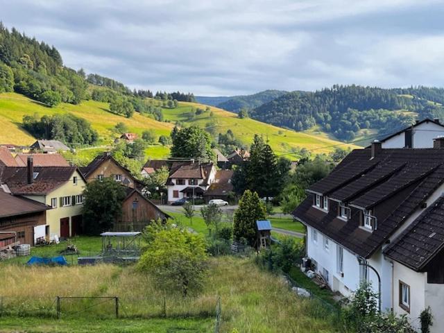 Gaestezimmer Münstertal Εξωτερικό φωτογραφία